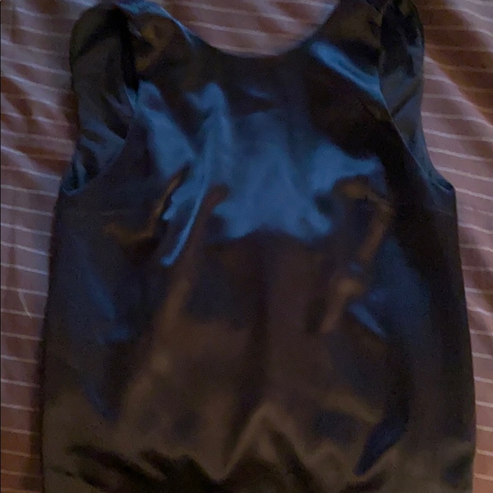 Alice and Olivia cowl back- new with tags xs